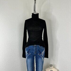 Eris Cashmere Turtleneck Sweater